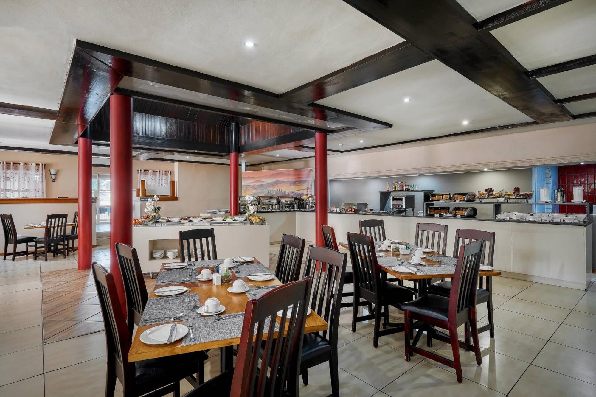 Protea Hotel By Marriott Klerksdorp Exterior foto