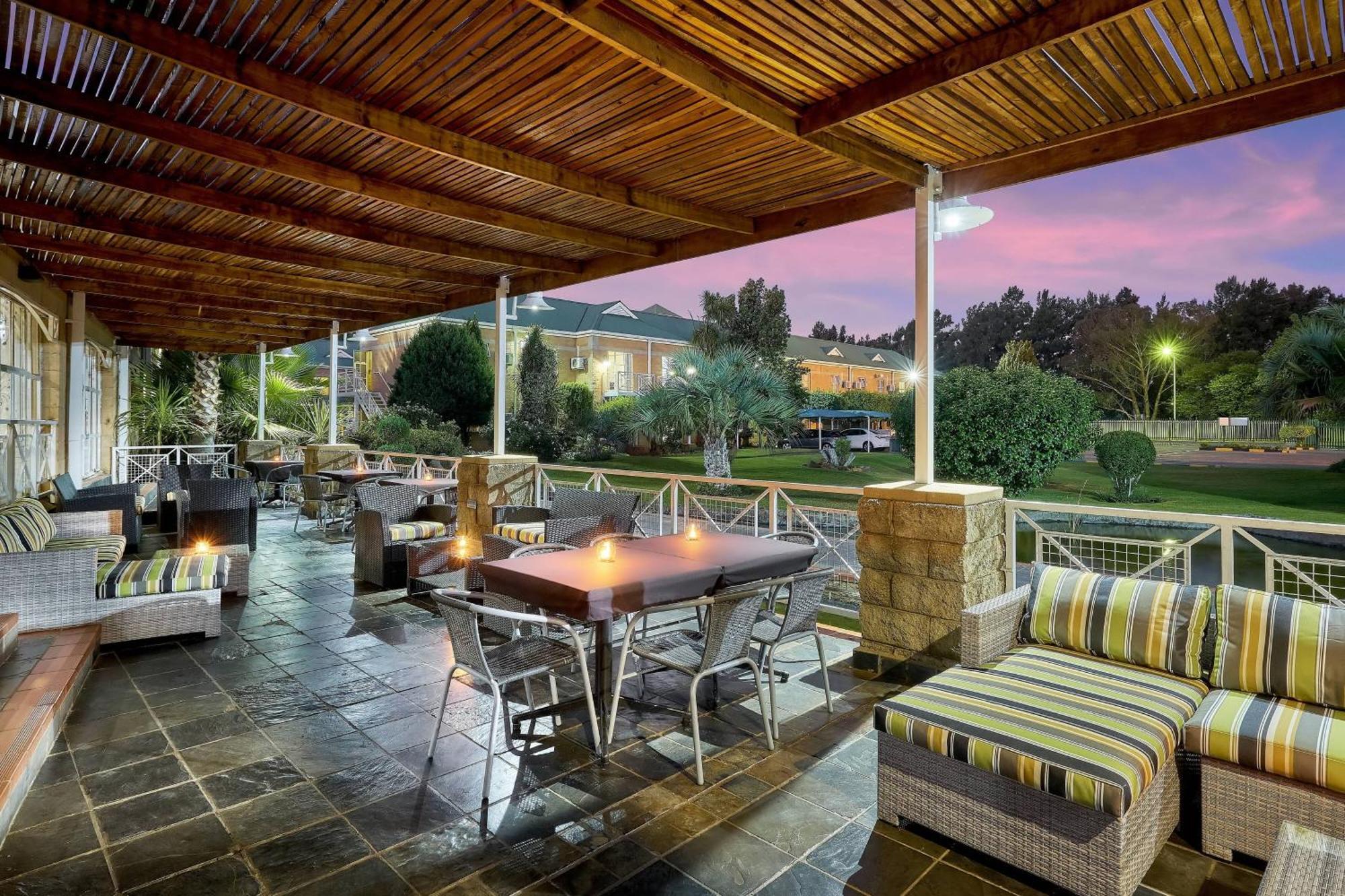 Protea Hotel By Marriott Klerksdorp Exterior foto